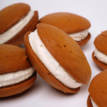 Load image into Gallery viewer, Whoopie Pie 4-Pack- Classic and Pumpkin Spice