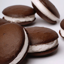 Load image into Gallery viewer, Whoopie Pie 4-Pack- Classic and Pumpkin Spice
