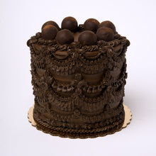 Load image into Gallery viewer, 6&quot; Chocolate Mousse and Chocolate Chip Cookie Dough Chunk Cake